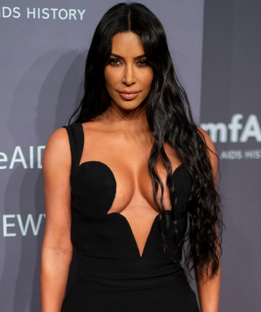 Kim Kardashian - Extensii Păr